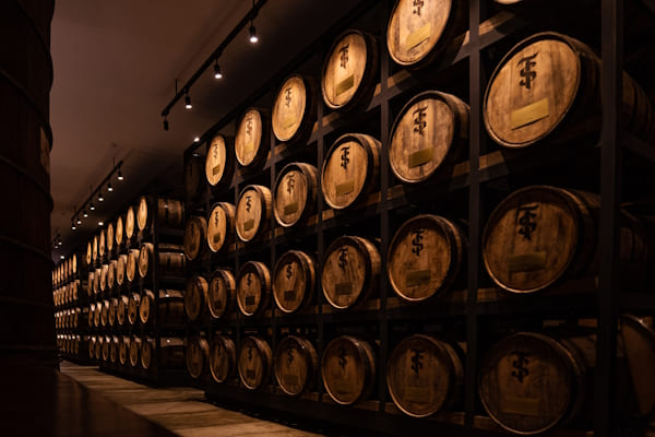 Barriles en bodega privada